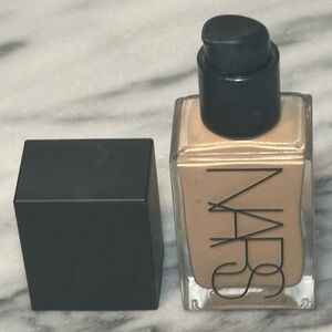 Nars Light Reflecting Foundation Shade: Fiji